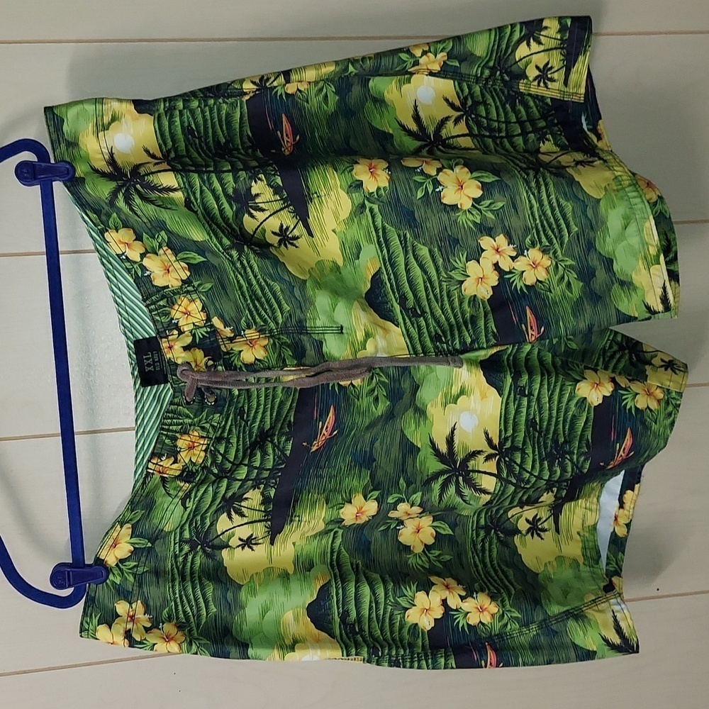 Old navy trunks